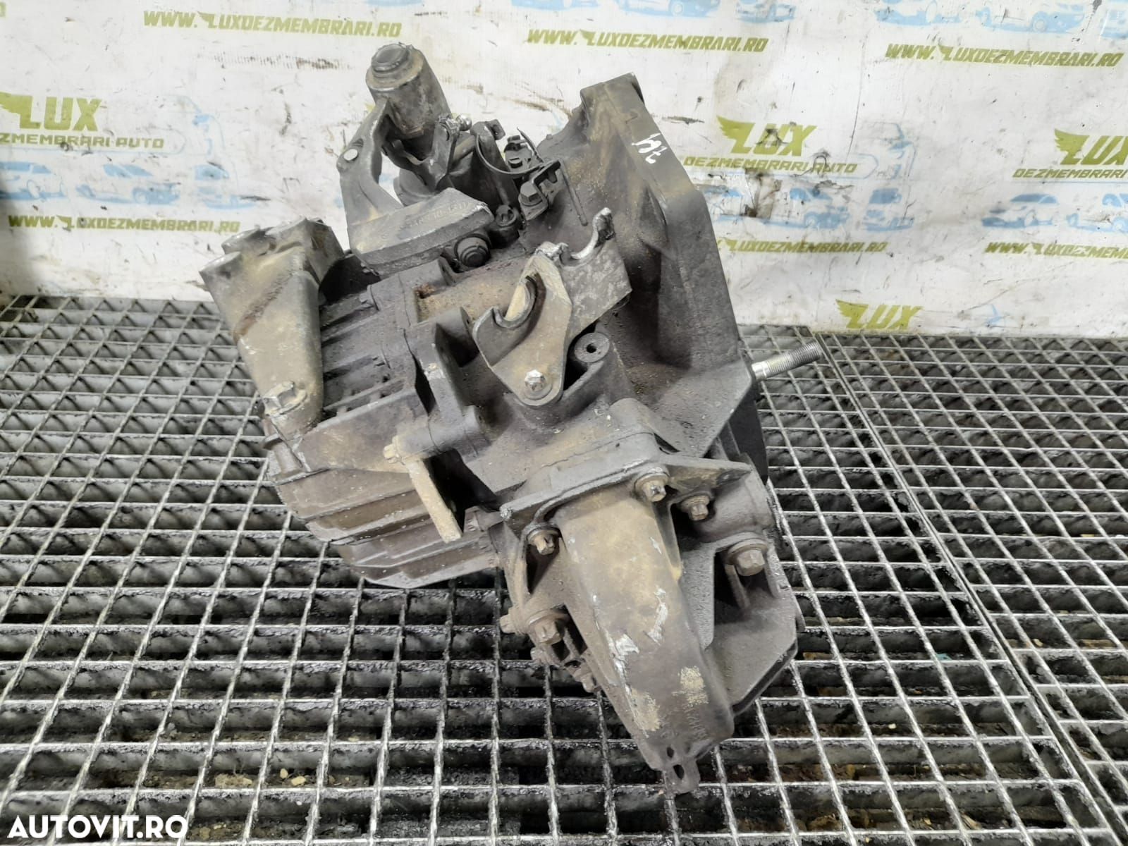 Cutie de viteze manuala 6 trepte 1.9 cdti 55192042 Opel Astra H [2004 - 1