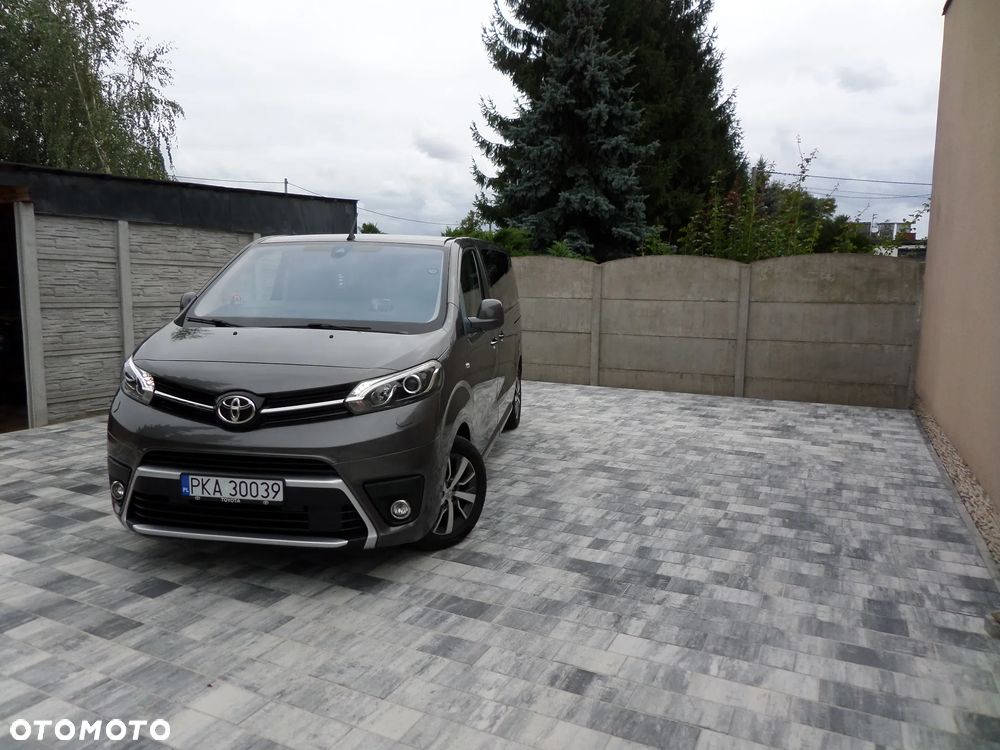 Toyota ProAce D-4D Medium 2,7t Mobilny Life - 1