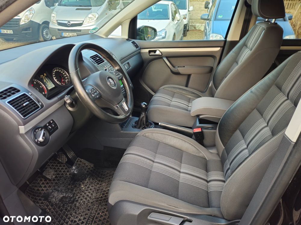 Volkswagen Touran 1.6 TDI DPF BlueMot Comfortline - 13