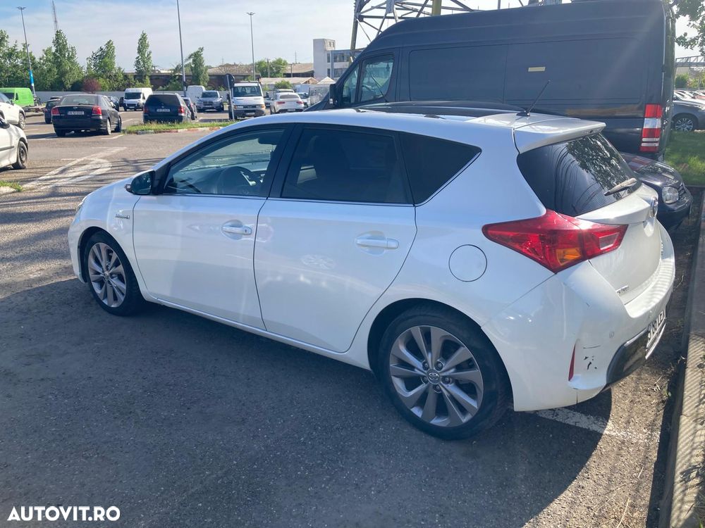 Toyota Auris 1.8 L VVT-i Luna - 10