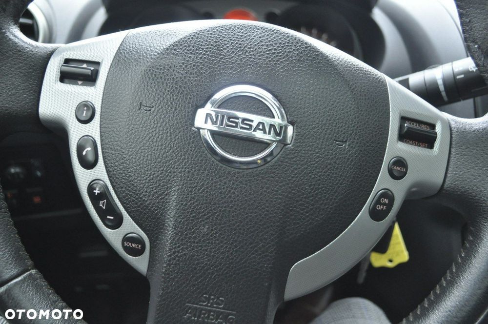 Nissan Qashqai 2.0 dCi 4 x 4 DPF tekna - 12