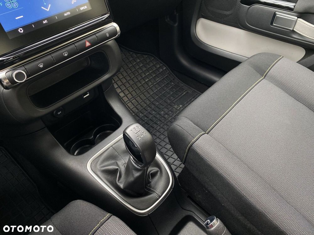 Citroën C3 1.2 PureTech Shine - 12