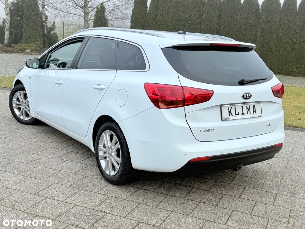 Kia Ceed 1.6 GDI Fifa World Cup Edition - 3