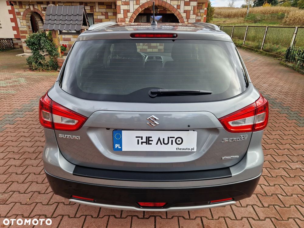 Suzuki SX4 S-Cross 1.4 T Premium 4WD - 35