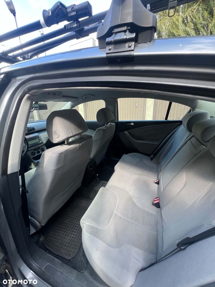 Volkswagen Passat 2.0 FSI Comfortline - 9