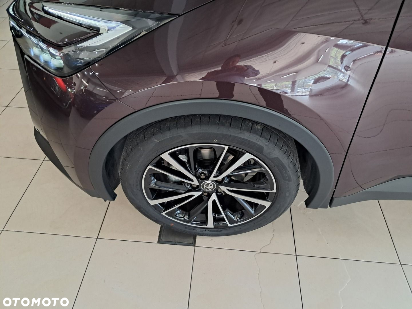 Toyota C-HR - 7