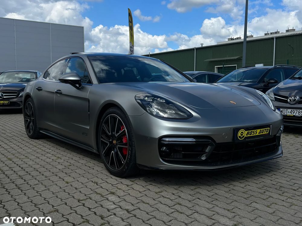 Porsche Panamera - 3