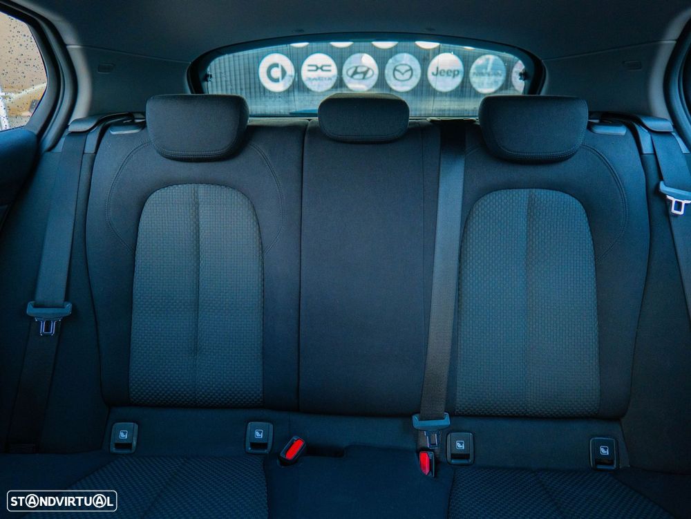 BMW 116 d Corporate Edition - 21