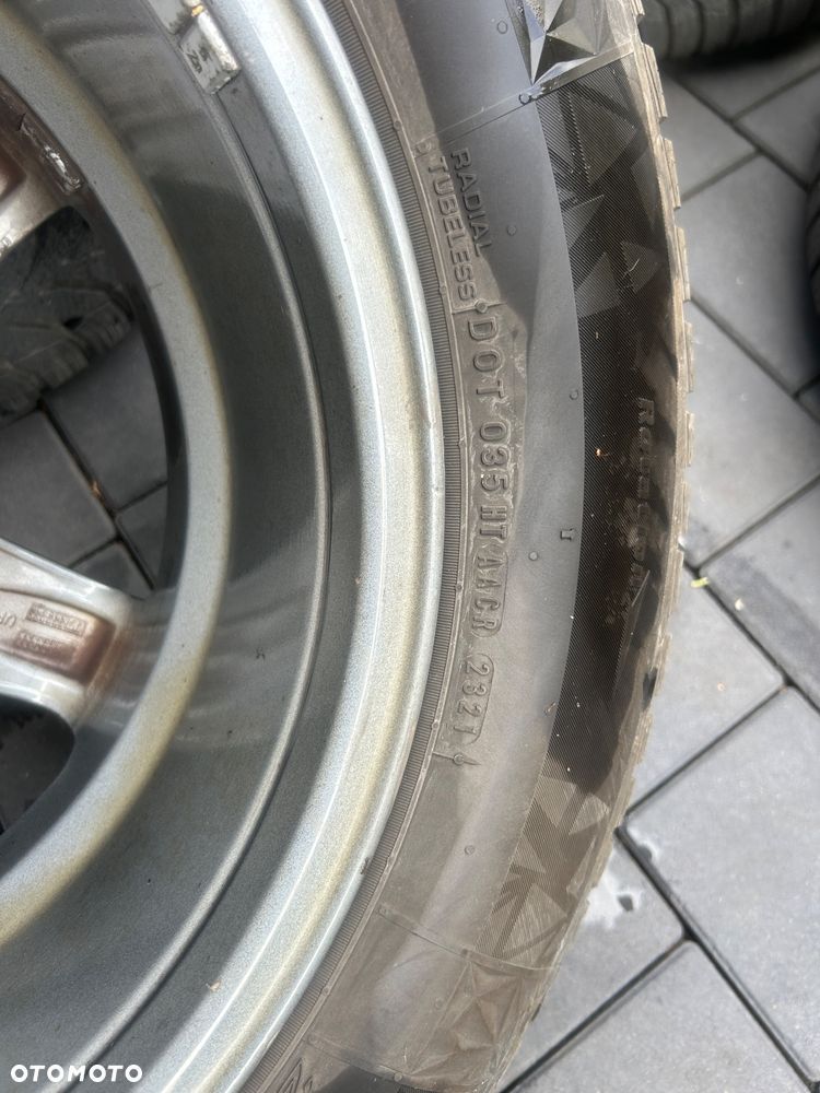 Koła Zimowe Fiat Freemont Dodge 5x127 ET36 225/65/17 - 10