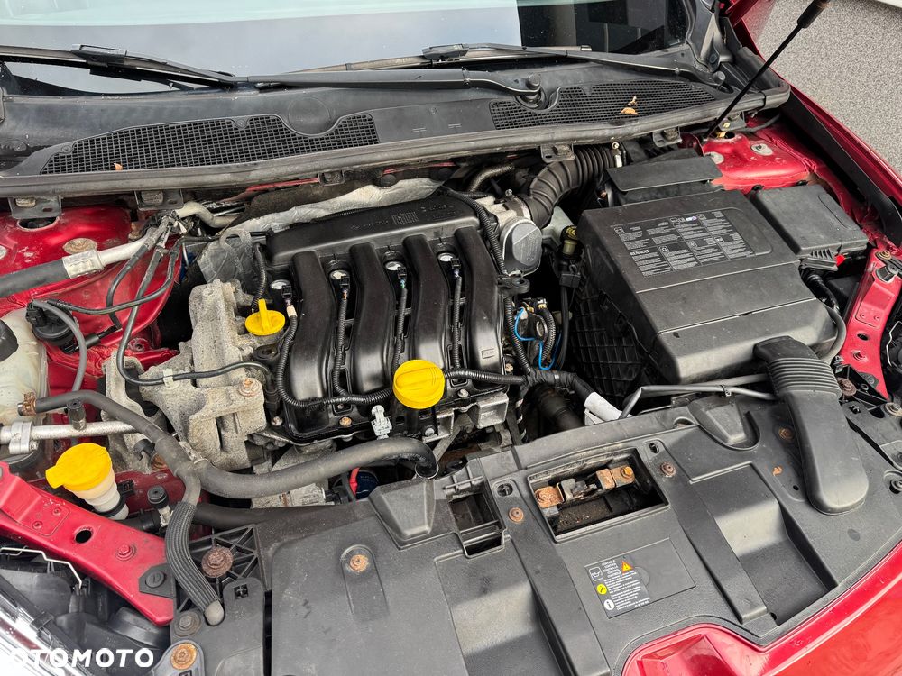 Renault Megane 1.6 16V Expression - 8