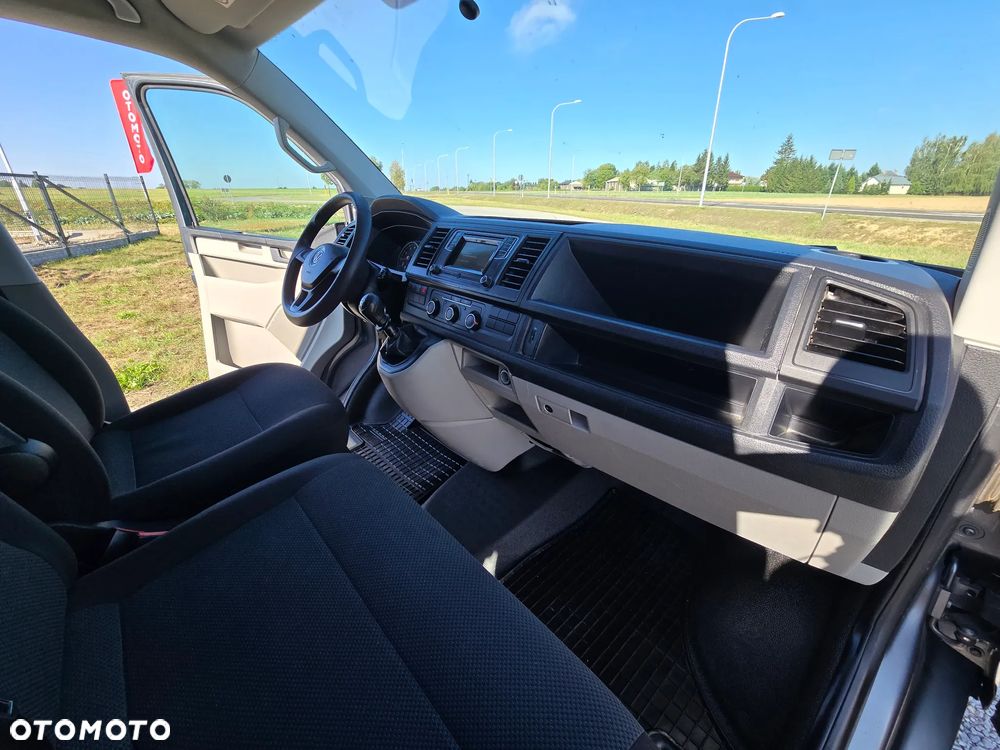 Volkswagen Transporter - 27