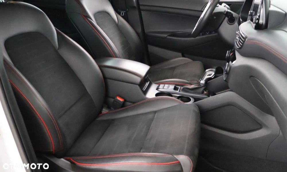 Hyundai Tucson - 12