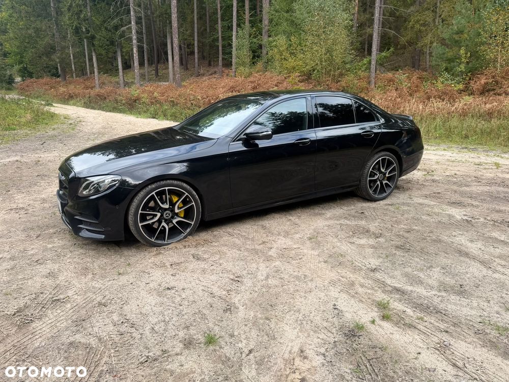Mercedes-Benz E-Class 2017 photo 2