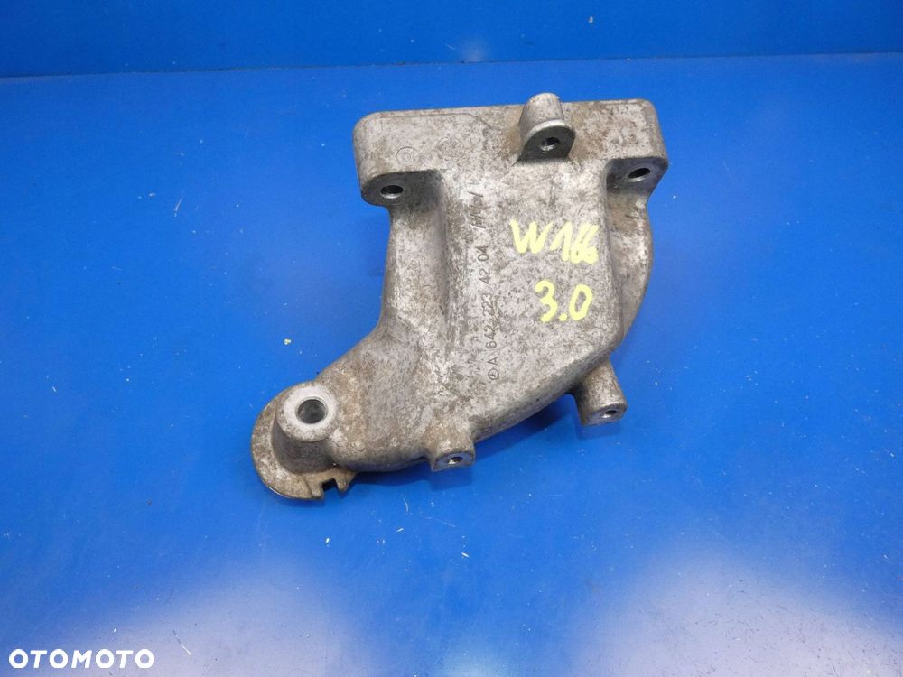 MERCEDES ML W166 GLE W222 W218 3.0 CDI 642 ŁAPA MOCOWANIE SILNIKA - 2