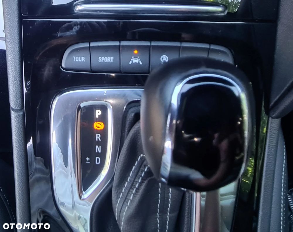 Opel Insignia 2.0 BiTurbo D 4x4 Automatik Ultimate Exclusive - 32