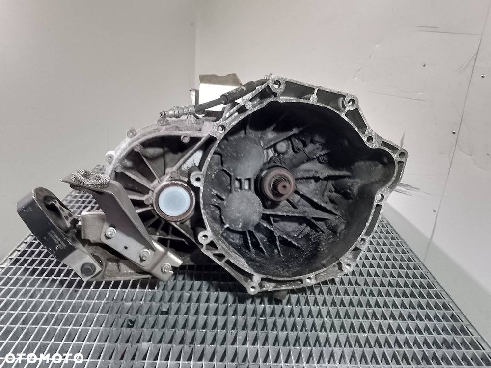 SKRZYNIA BIEGÓW MANUALNA FORD KUGA AV41-12A650-CJ 1.5 ECOBOOST - 1