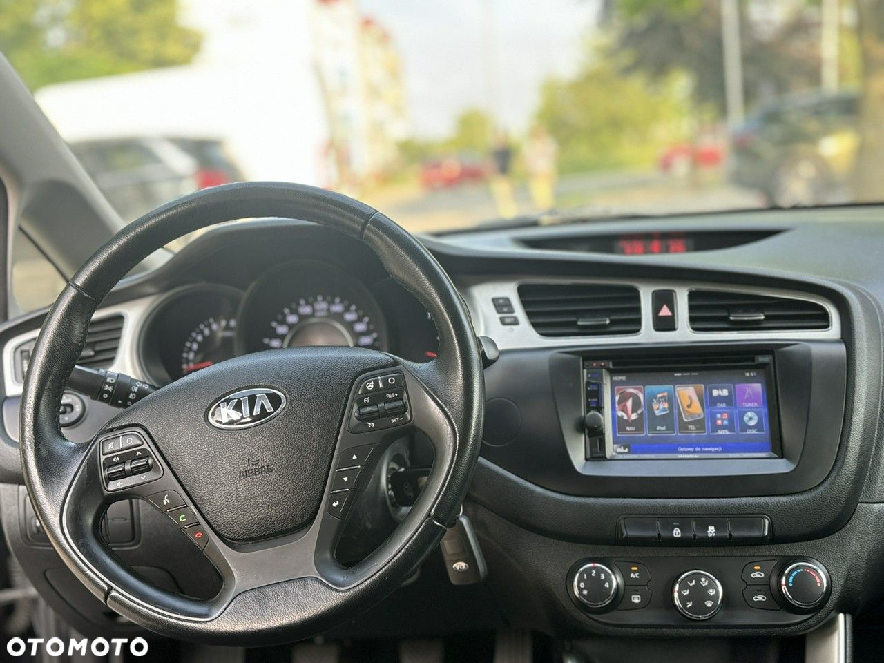 Kia Ceed - 25