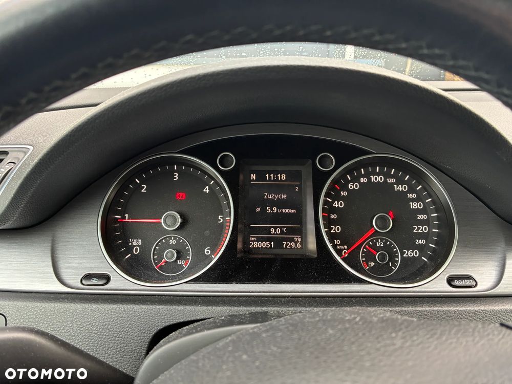 Volkswagen Passat 2.0 TDI Comfortline - 10