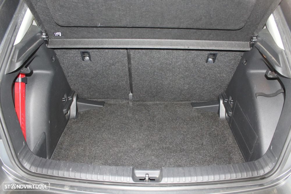 Skoda Fabia 1.0 MPI Ambition - 34
