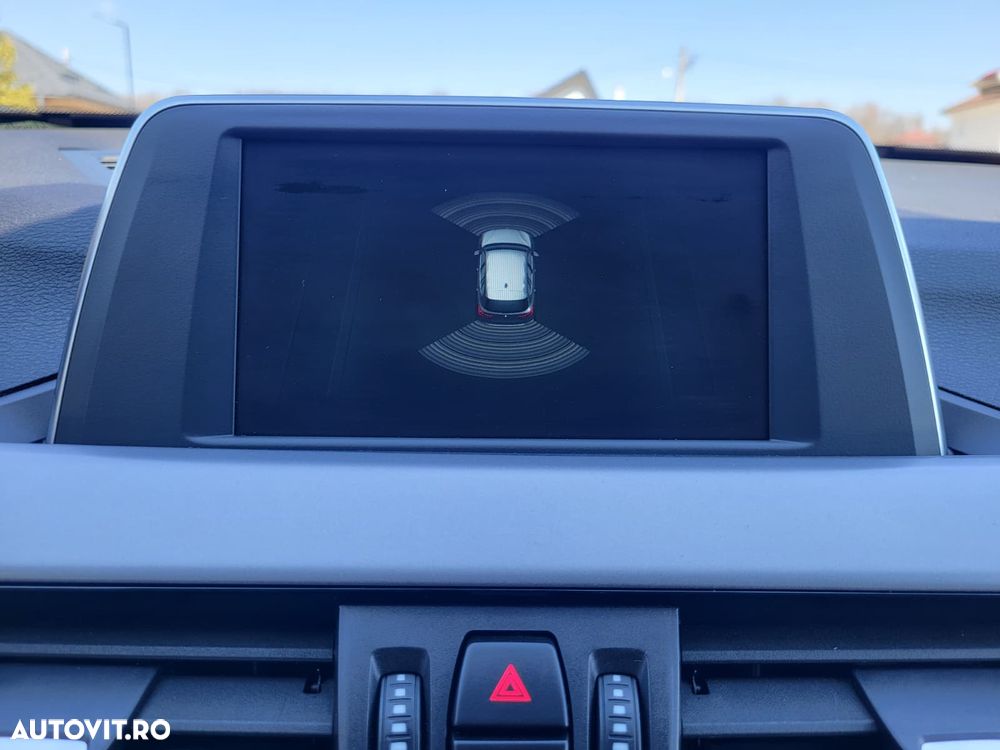 BMW X1 sDrive18d AT - 31