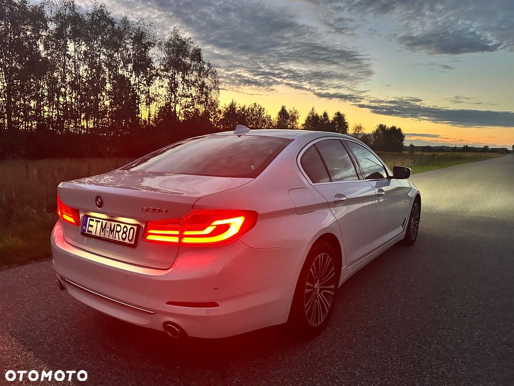 BMW Seria 5 520d Luxury Line - 40