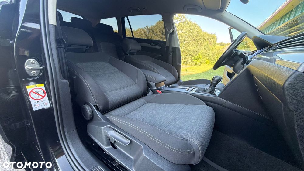 Volkswagen Passat 2.0 TDI SCR DSG - 25