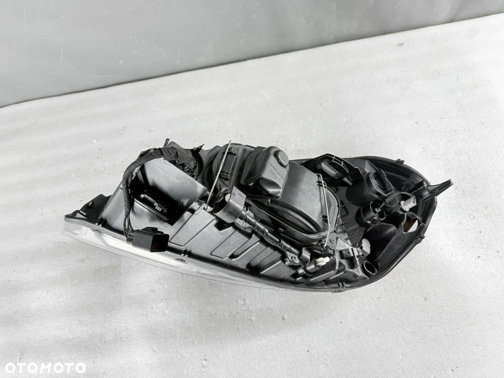 Reflektor Przód strona prawa Volvo XC60 31395463 XENON - 7