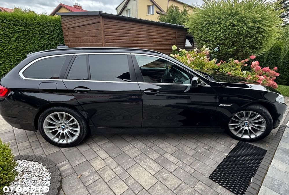 BMW Seria 5 525d - 8