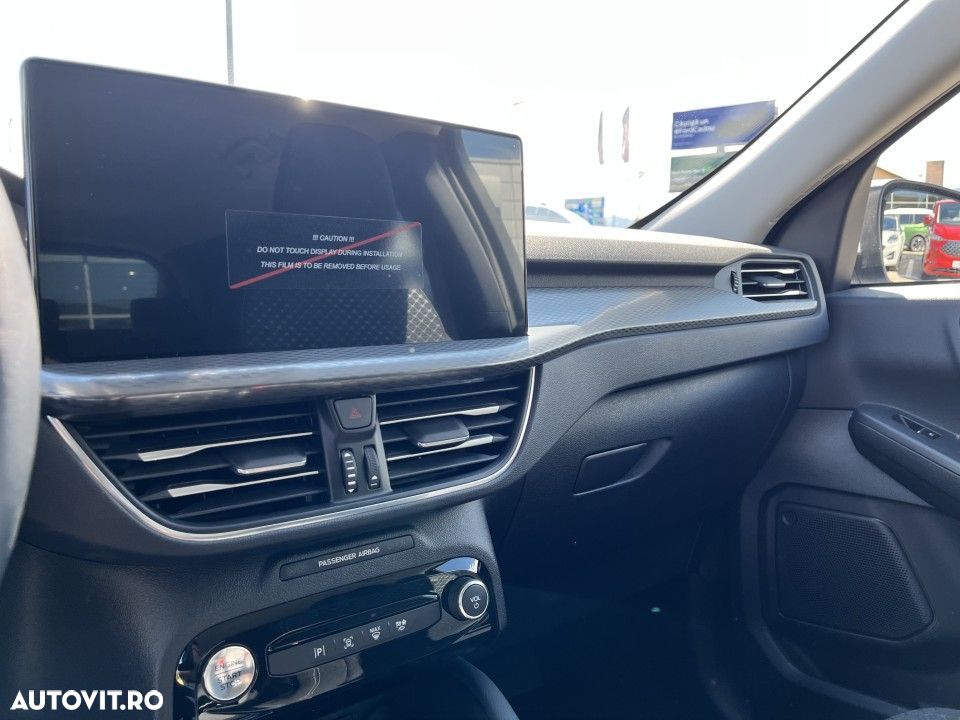 Ford Kuga - 19