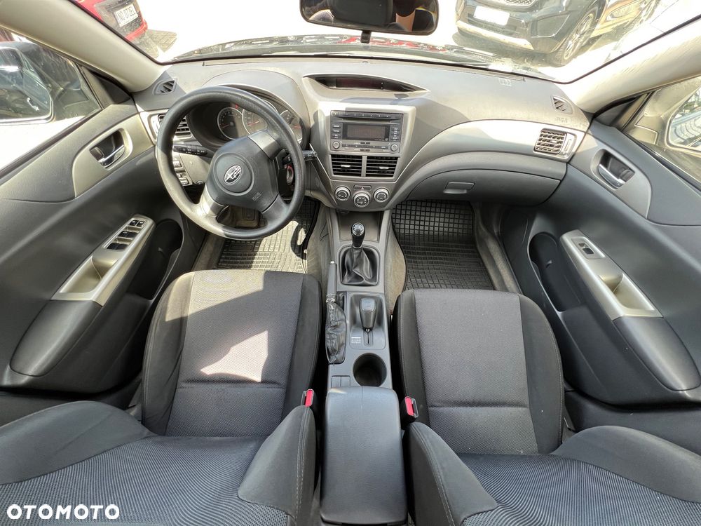Subaru Impreza - 14