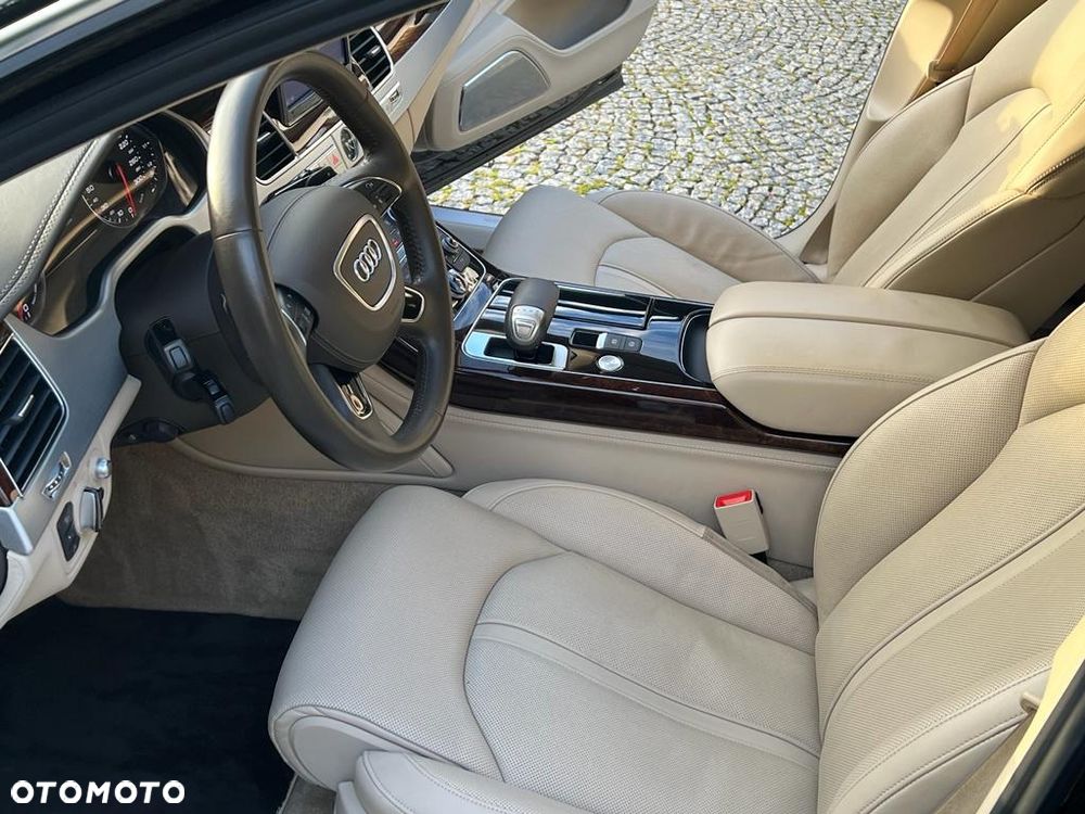 Audi A8 - 15