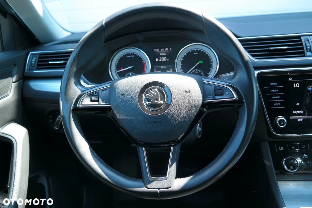 Skoda Superb 2.0 TSI Ambition DSG - 16