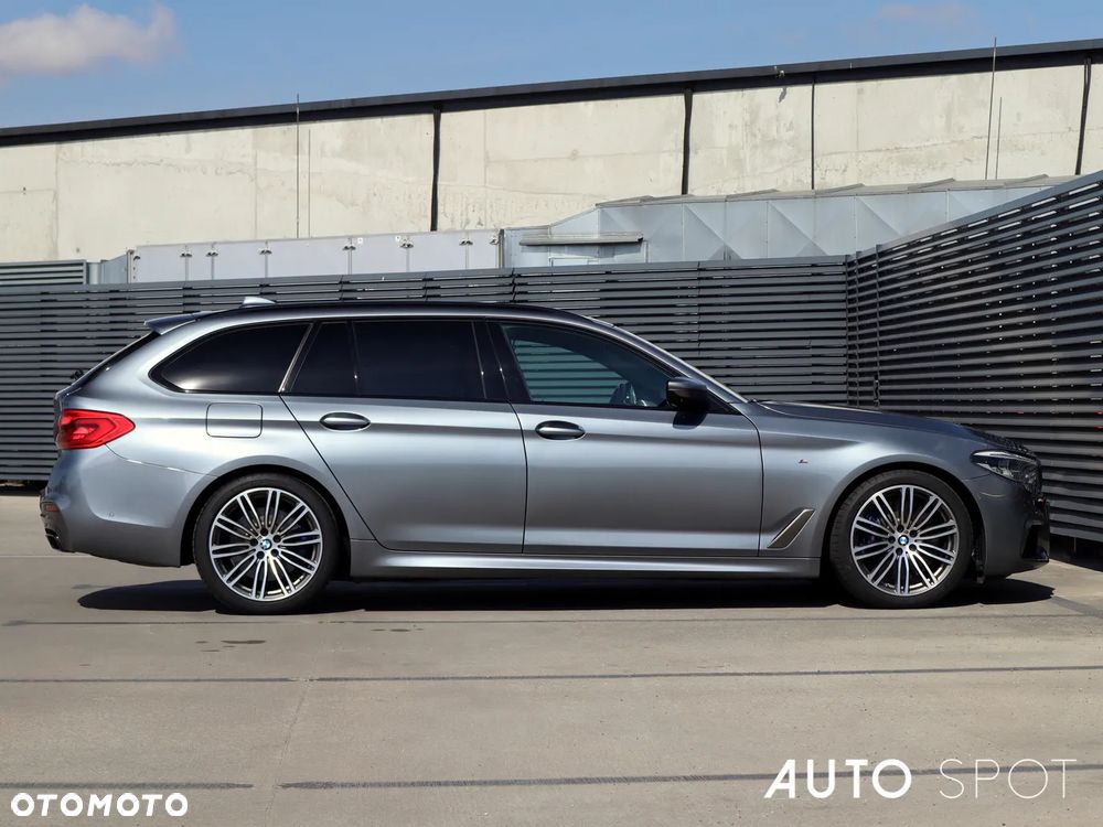 BMW Seria 5 M550d xDrive - 7