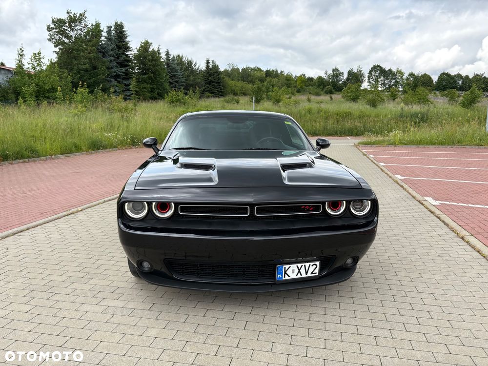 Dodge Challenger - 5
