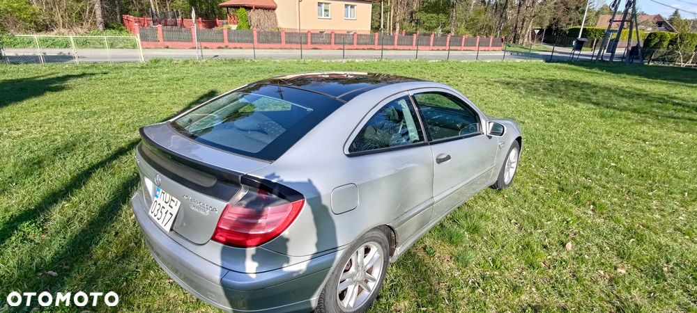Mercedes-Benz C-Class 2002 photo 5