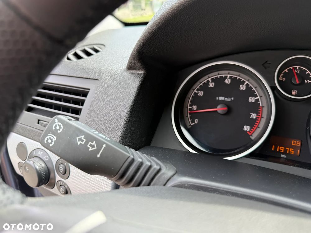 Opel Astra III 1.4 Essentia - 30