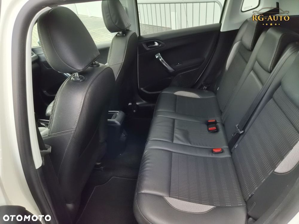 Peugeot 2008 - 24