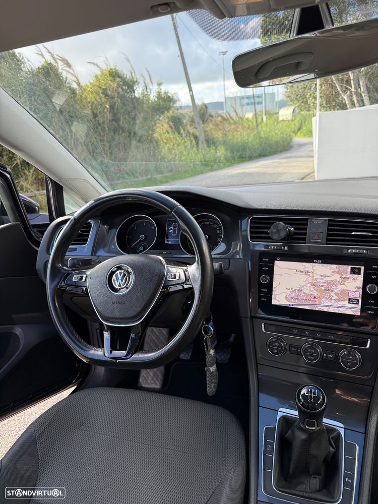 VW Golf 1.6 TDI Trendline - 12