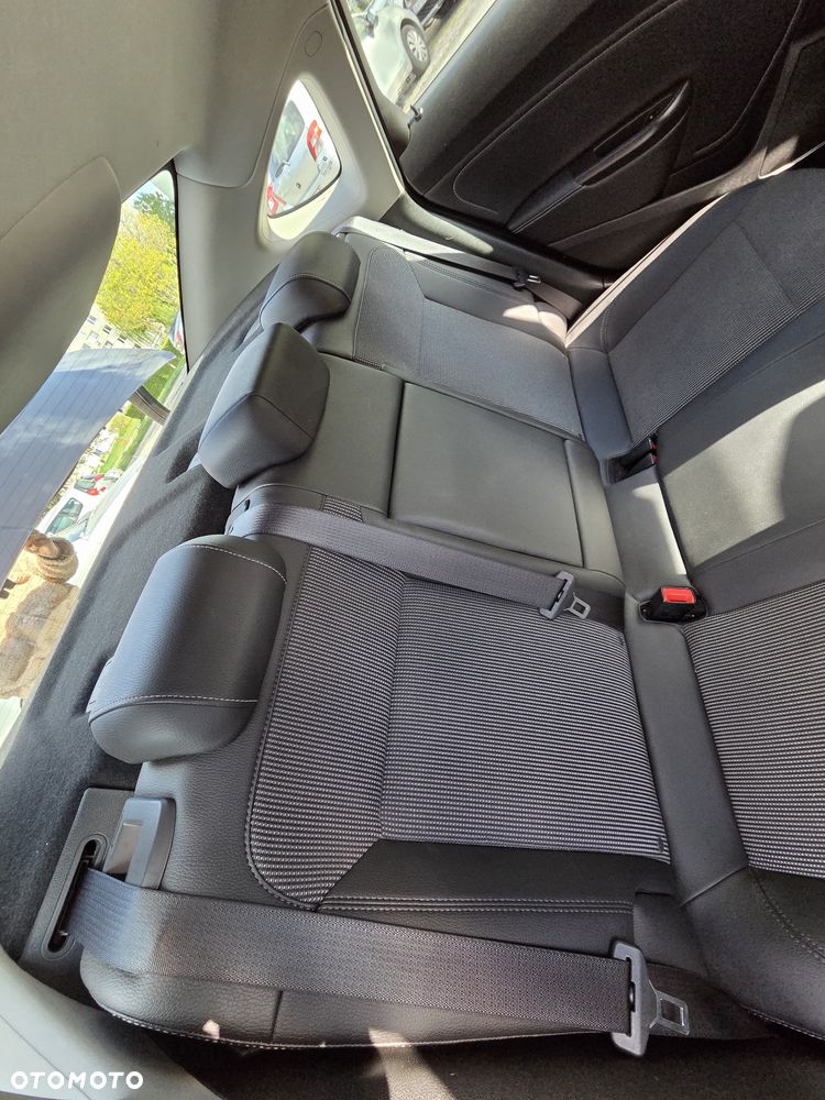 Opel Astra 1.6 - 7