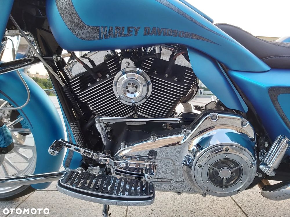 Harley-Davidson Touring Street Glide - 5