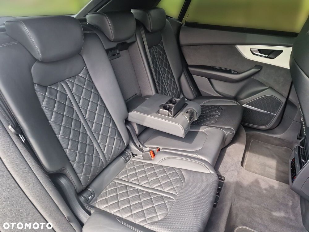 Audi SQ8 TFSI Quattro Tiptronic - 12
