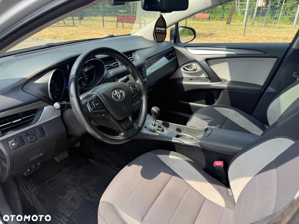 Toyota Avensis 1.8 Prestige MS - 17