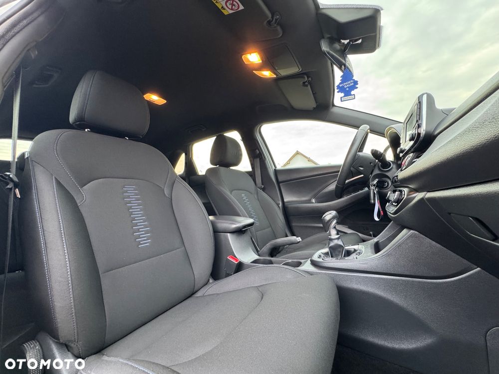 Hyundai i30 1.4 Passion Plus - 27