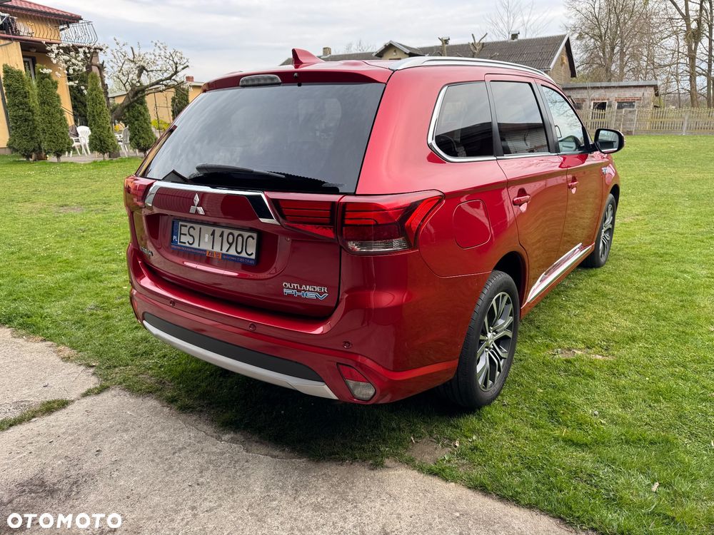 Mitsubishi Outlander - 5