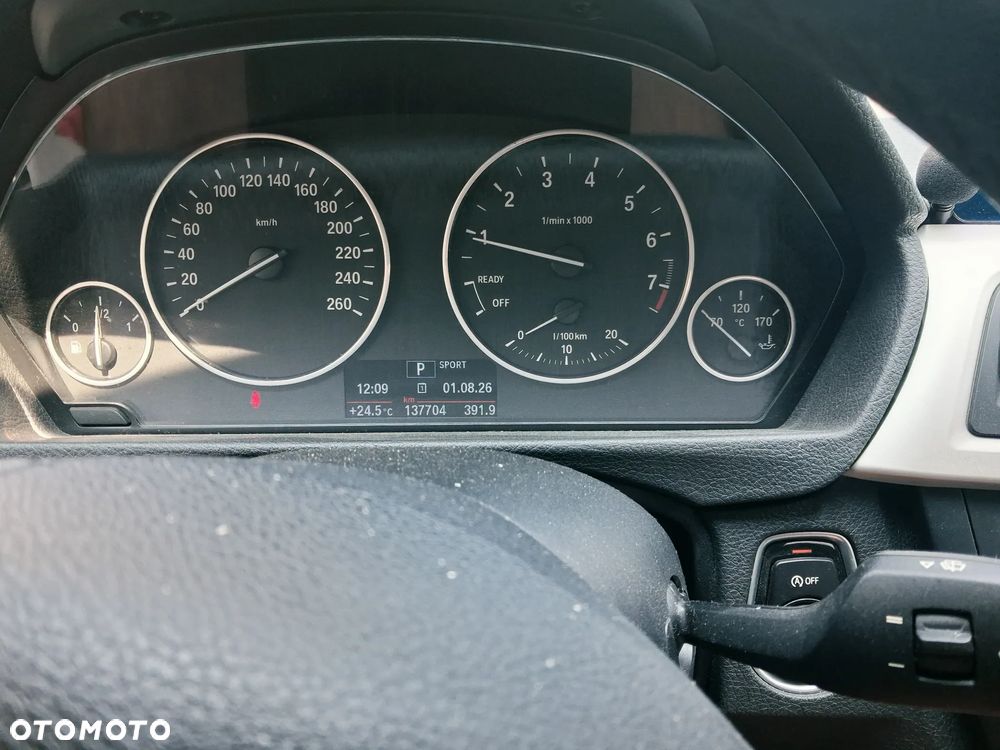 BMW Seria 3 320i xDrive Sport Line - 7