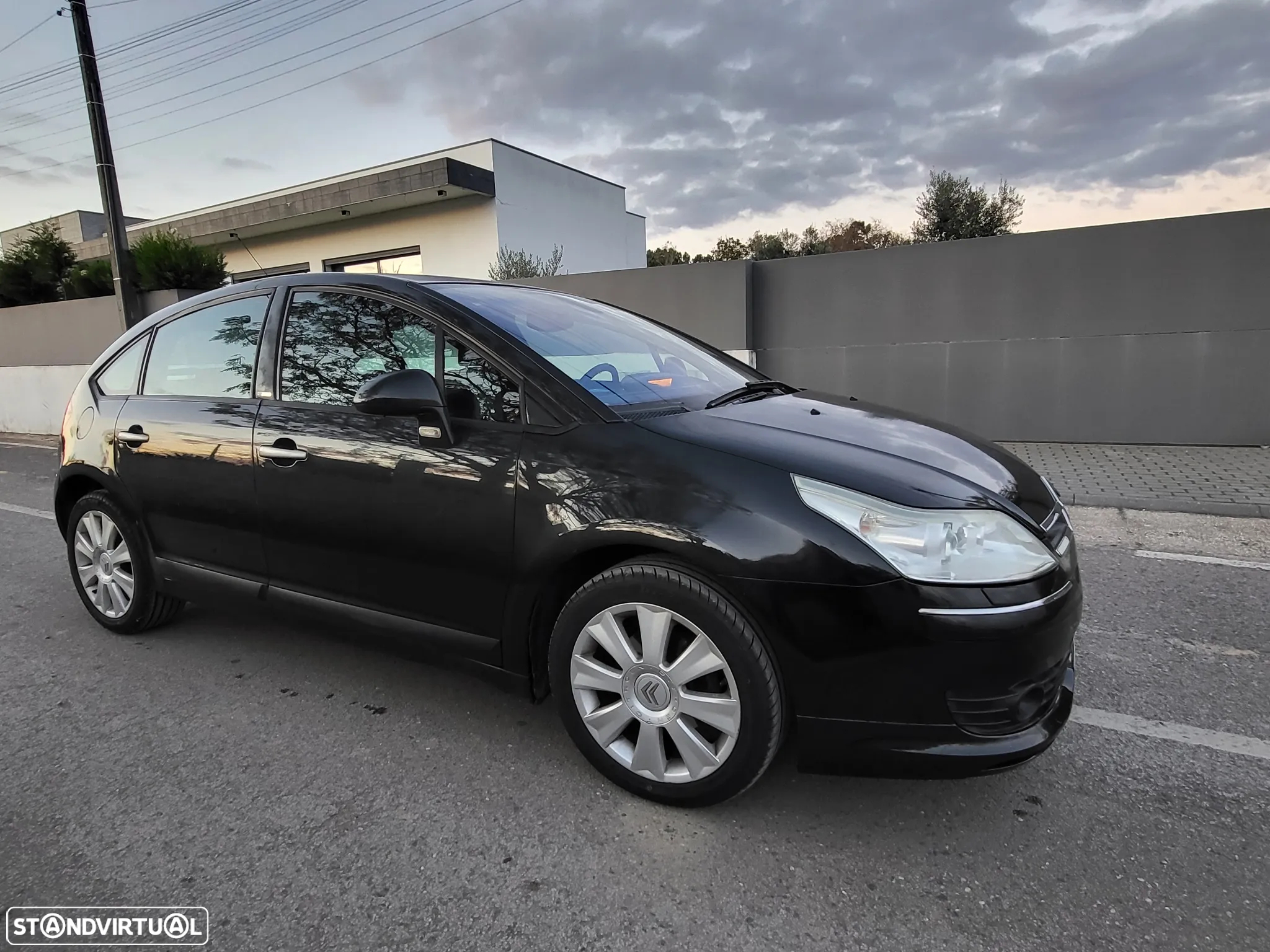 Citroën C4 1.6 HDi 110 VTR Pack - 3
