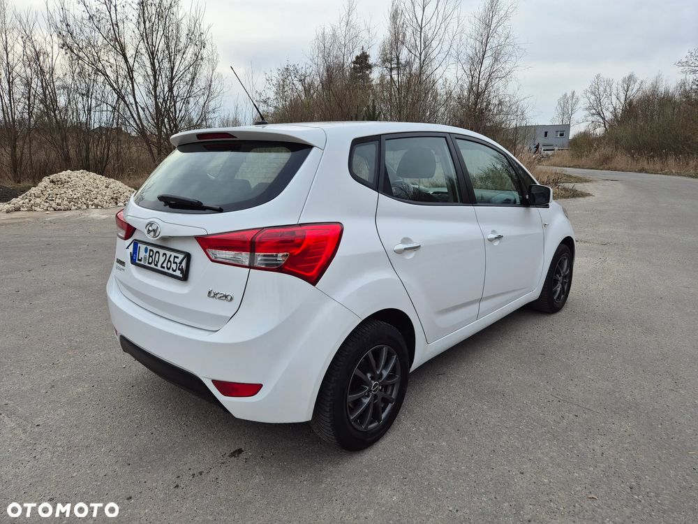 Hyundai ix20 1.4 Style blue - 9