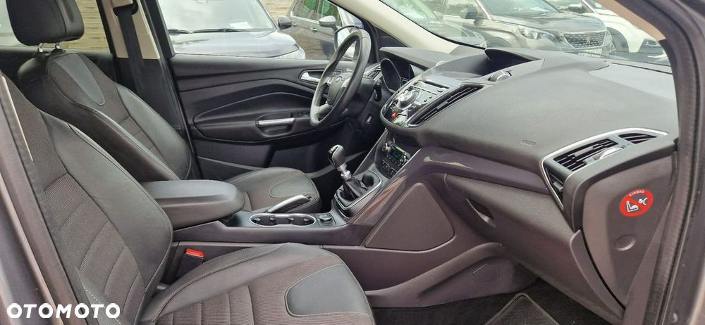 Ford Kuga - 29