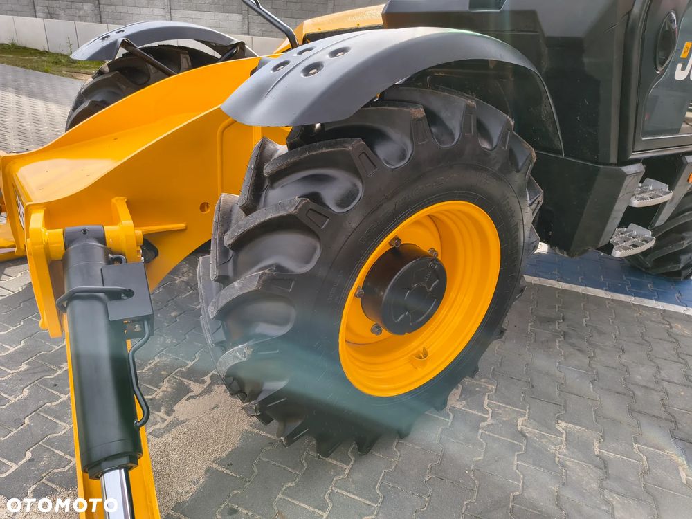 JCB 540-140 - 19