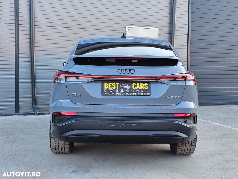 Audi Q4 e-tron SUV - 8